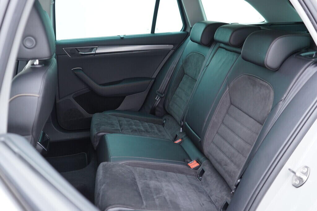 OV190V09621_42.webp_SUPERB Scout 2.0 TDI 147 kW automat, DPH