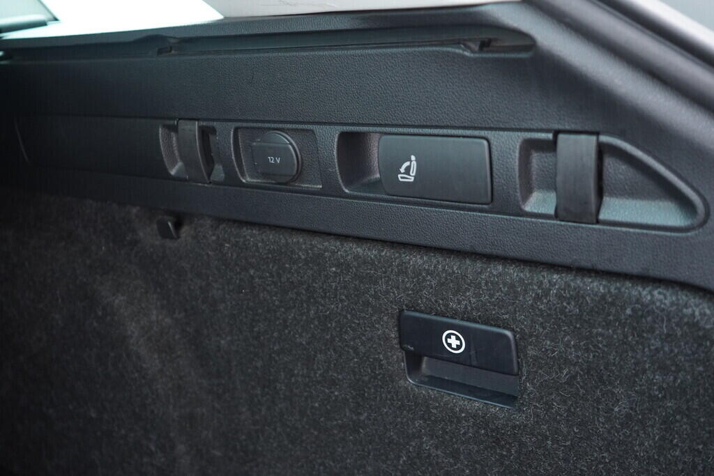 OV190V09621_44.webp_SUPERB Scout 2.0 TDI 147 kW automat, DPH