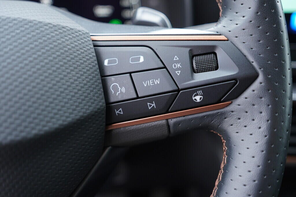 OV190V09622_26.webp_FORMENTOR  2.0 TSI 140 kW automat, DPH