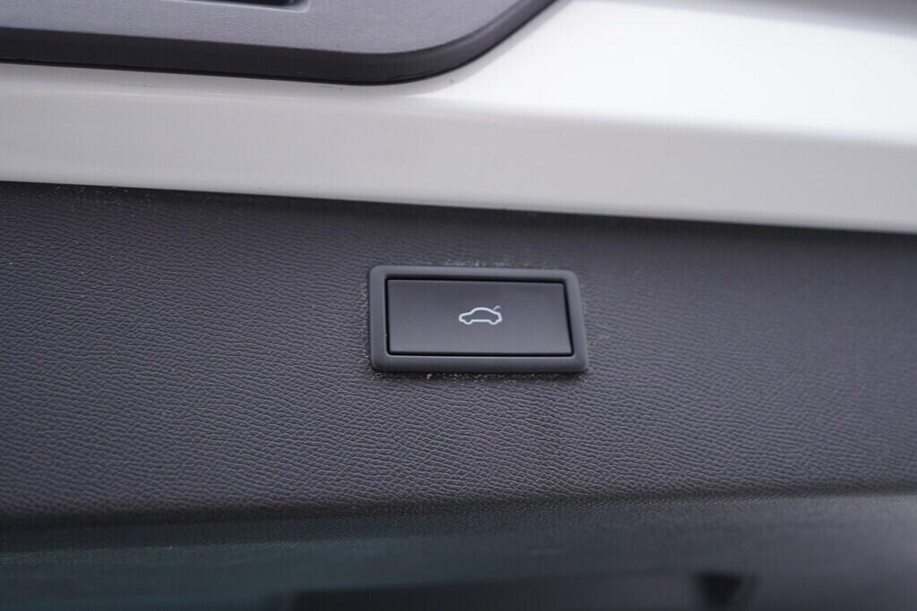 OV190V09622_46.webp_FORMENTOR  2.0 TSI 140 kW automat, DPH