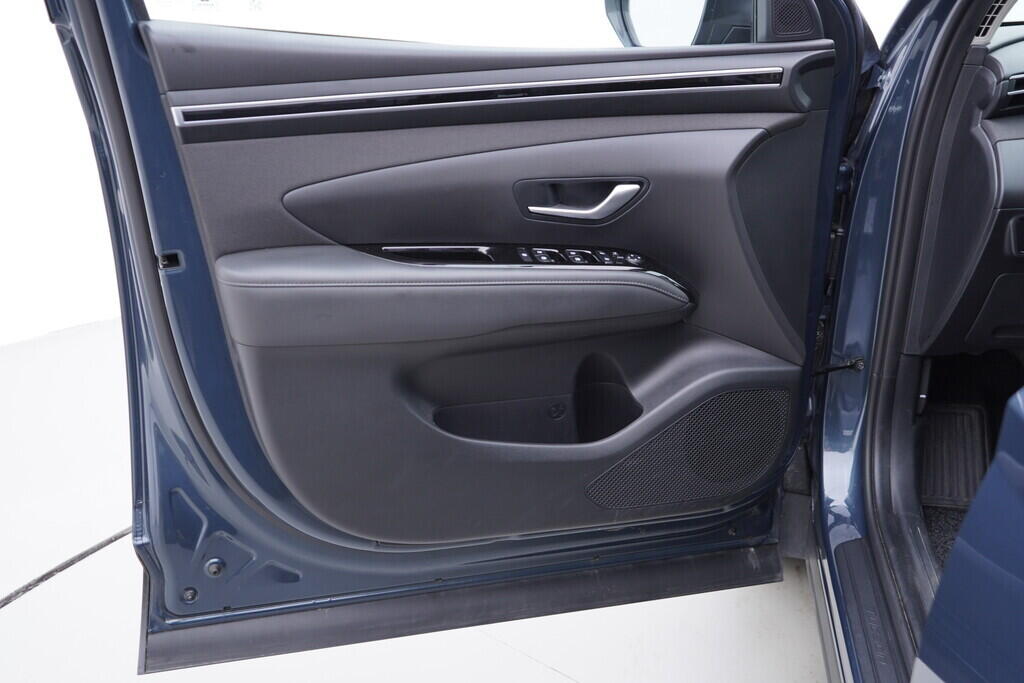 OV190V09623_19.webp_TUCSON SMART 1.6 G4FP 110 kW manuál, DPH