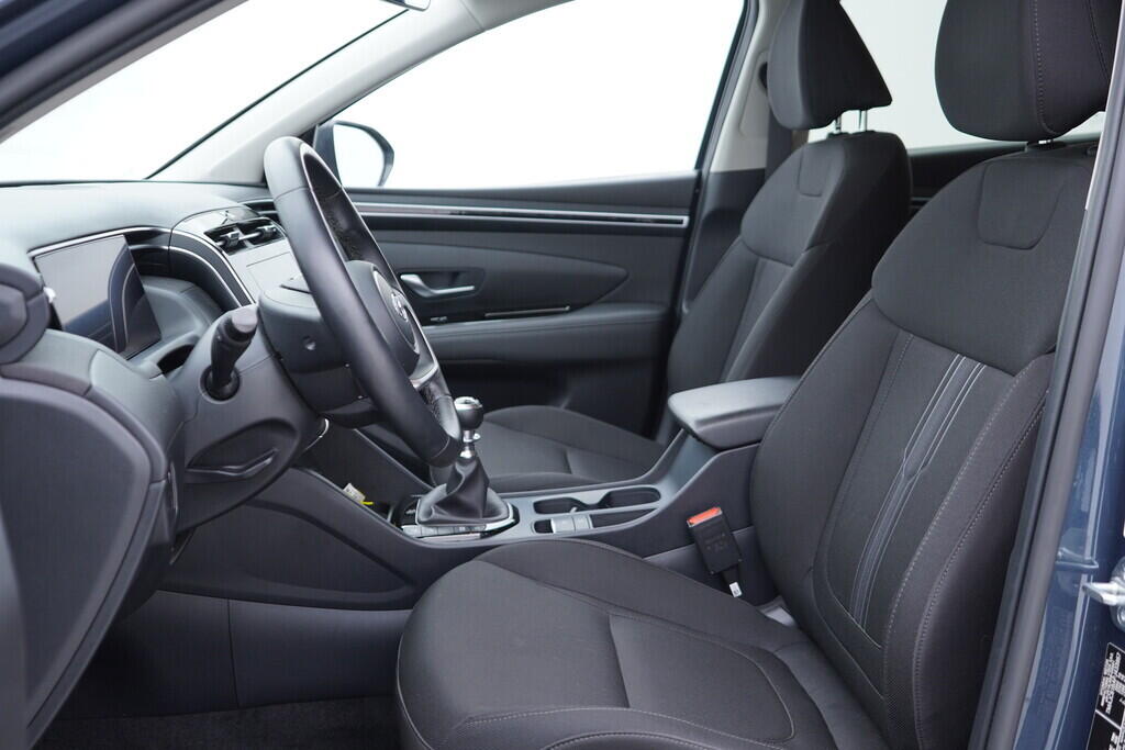 OV190V09623_22.webp_TUCSON SMART 1.6 G4FP 110 kW manuál, DPH