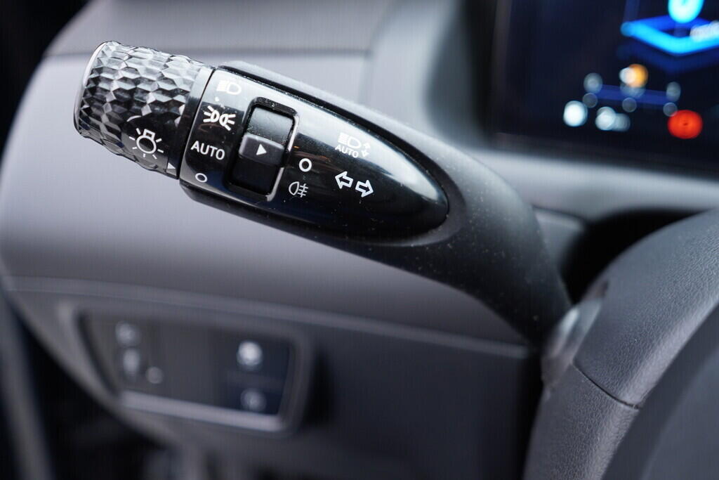 OV190V09623_23.webp_TUCSON SMART 1.6 G4FP 110 kW manuál, DPH