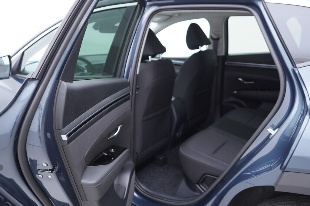 OV190V09623_32.webp_TUCSON SMART 1.6 G4FP 110 kW manuál, DPH