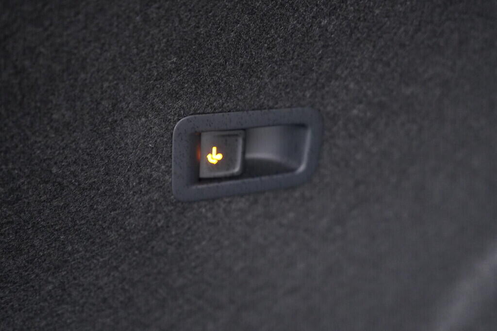 OV190V09625_41.webp_FORMENTOR  2.0 TSI 228 kW automat, DPH