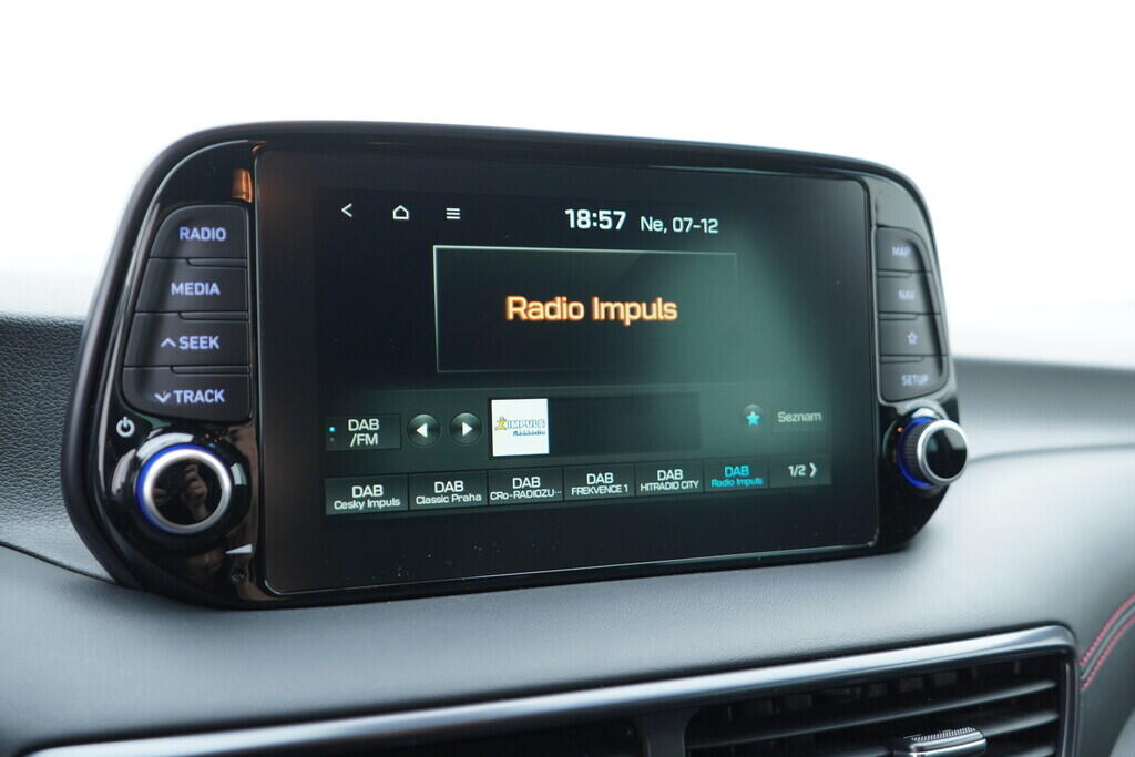 OV190V09626_28.webp_TUCSON N Line 1.6 D4FE 100 kW manuál, DPH