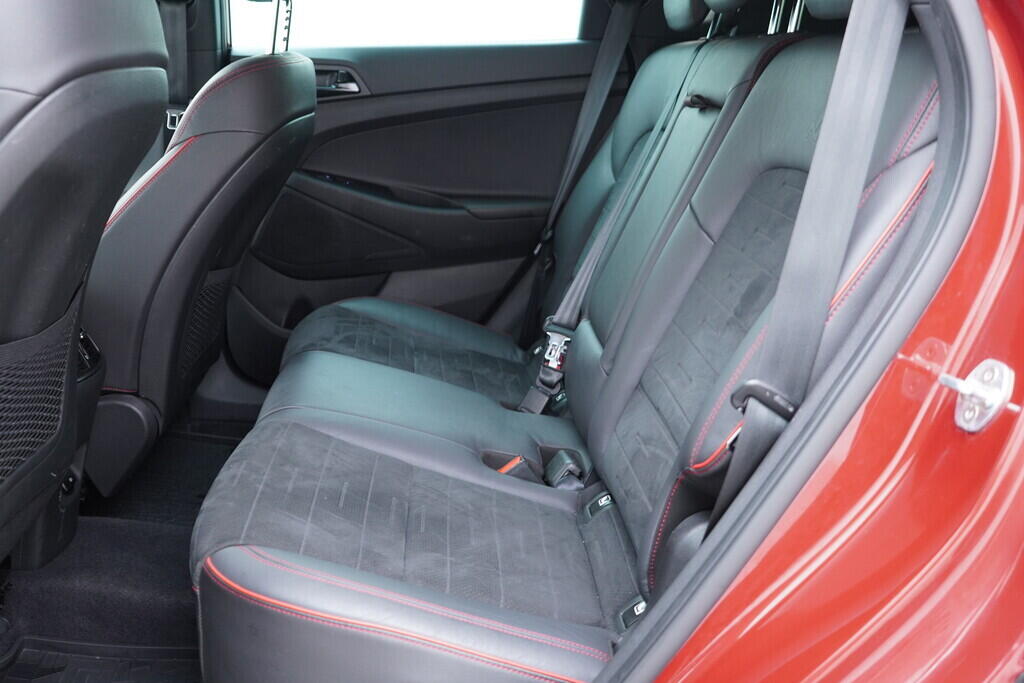 OV190V09626_36.webp_TUCSON N Line 1.6 D4FE 100 kW manuál, DPH