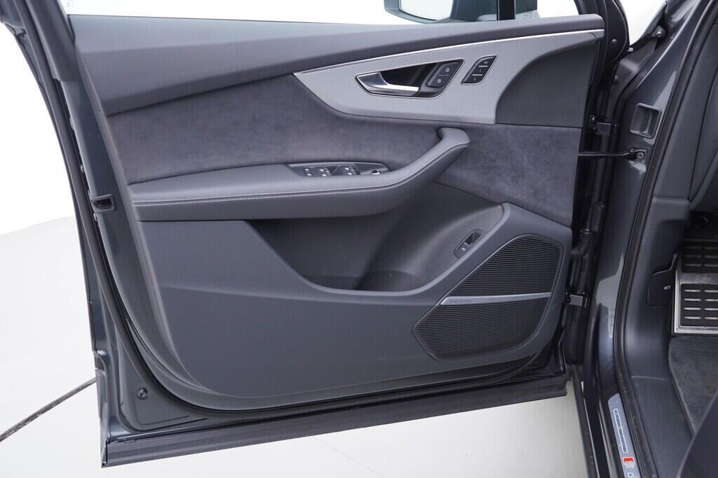 OV190V09627_19.webp_Q7 S-line 3.0 TDI 210 kW automat, DPH