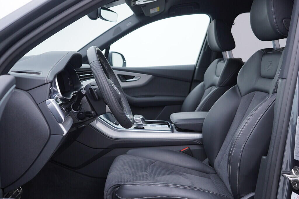 OV190V09627_26.webp_Q7 S-line 3.0 TDI 210 kW automat, DPH