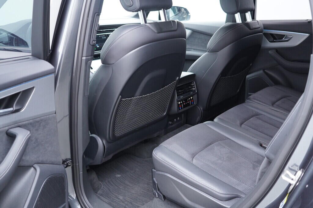 OV190V09627_40.webp_Q7 S-line 3.0 TDI 210 kW automat, DPH