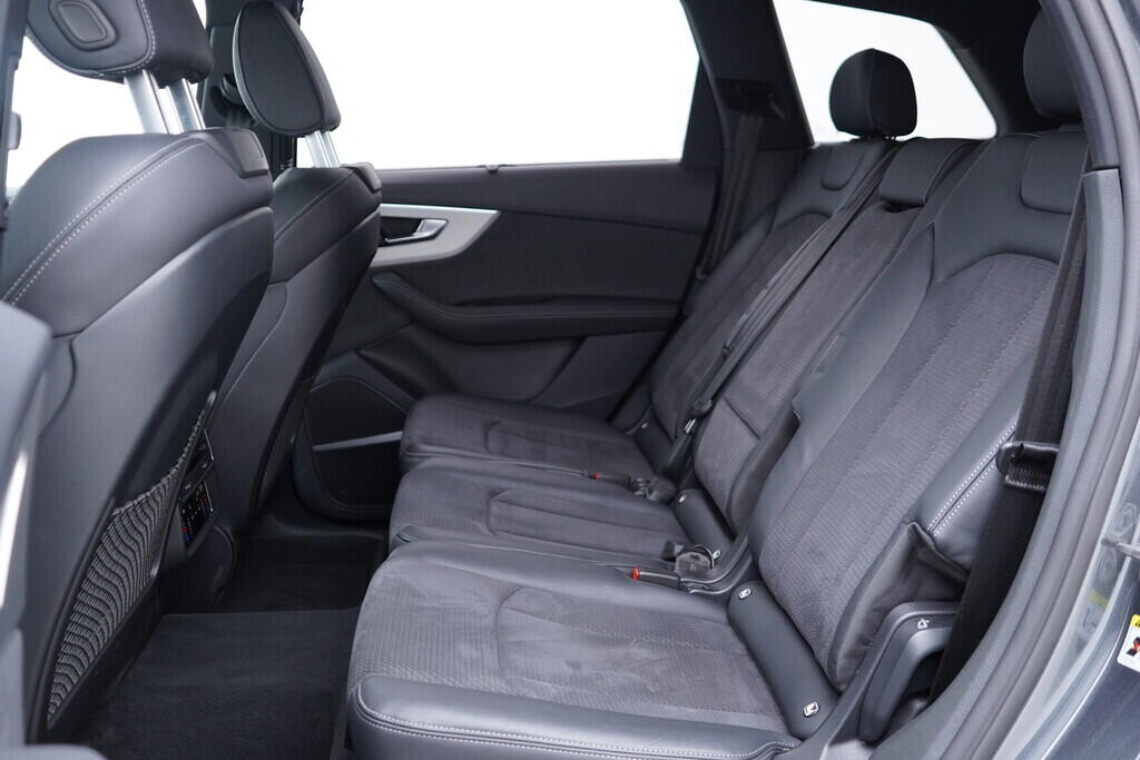 OV190V09627_42.webp_Q7 S-line 3.0 TDI 210 kW automat, DPH