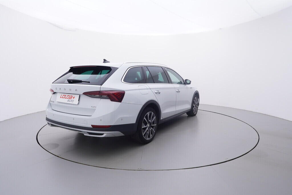 OV190V09628_14.webp_OCTAVIA Scout 2.0 TDI 110 kW automat, DPH