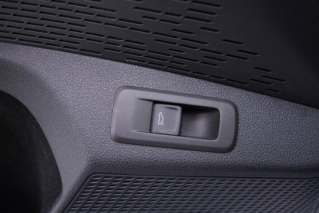 OV190V09628_21.webp_OCTAVIA Scout 2.0 TDI 110 kW automat, DPH