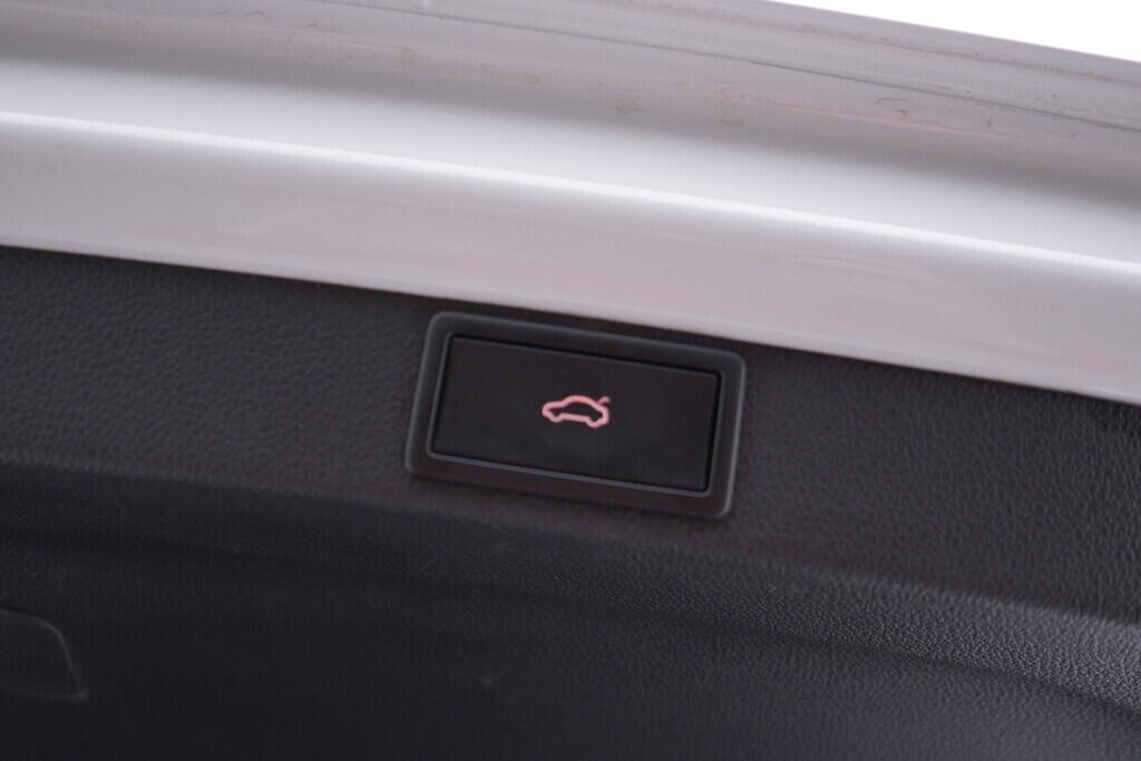 OV190V09628_41.webp_OCTAVIA Scout 2.0 TDI 110 kW automat, DPH