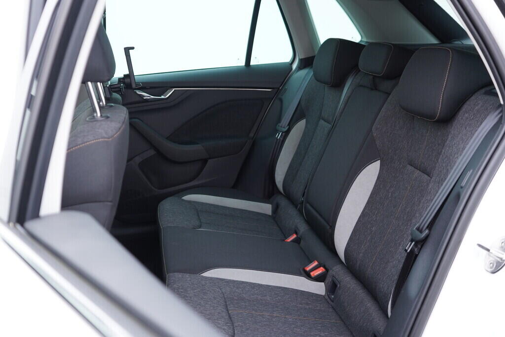 OV190V09631_38.webp_KAMIQ Style 1.5 TSI 110 kW manuál, DPH