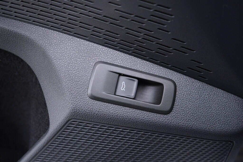 OV190V09632_21.webp_OCTAVIA Top Selection 2.0 TDI 110 kW automat, DPH