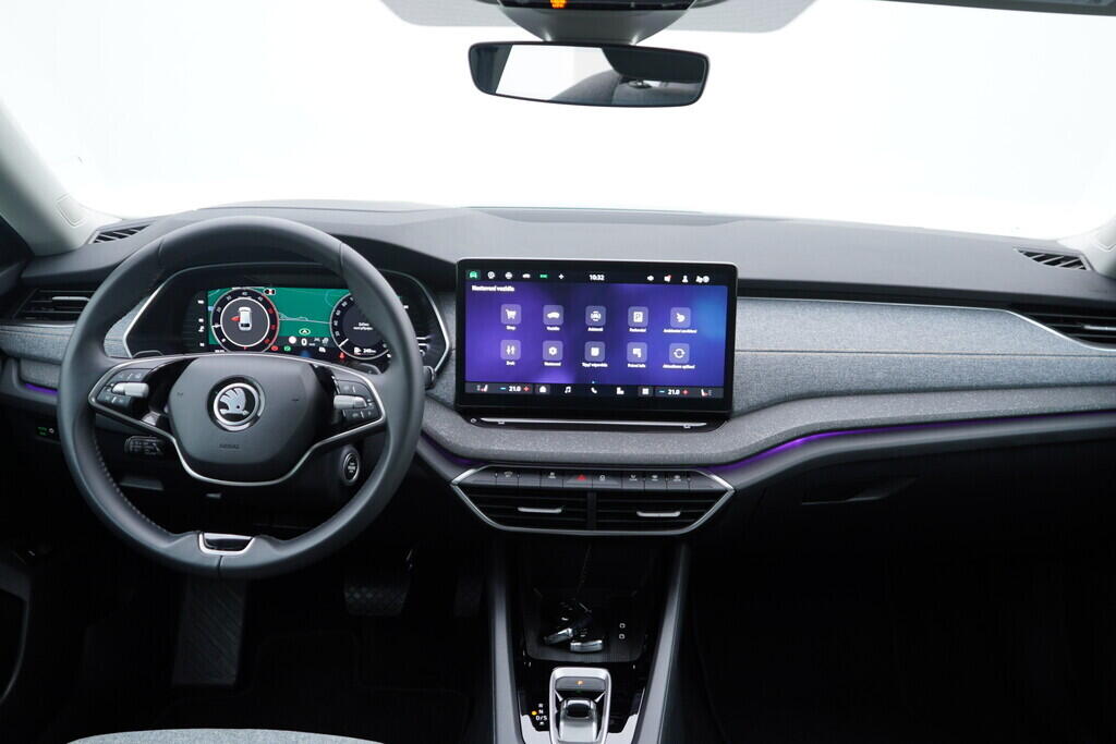 OV190V09632_27.webp_OCTAVIA Top Selection 2.0 TDI 110 kW automat, DPH