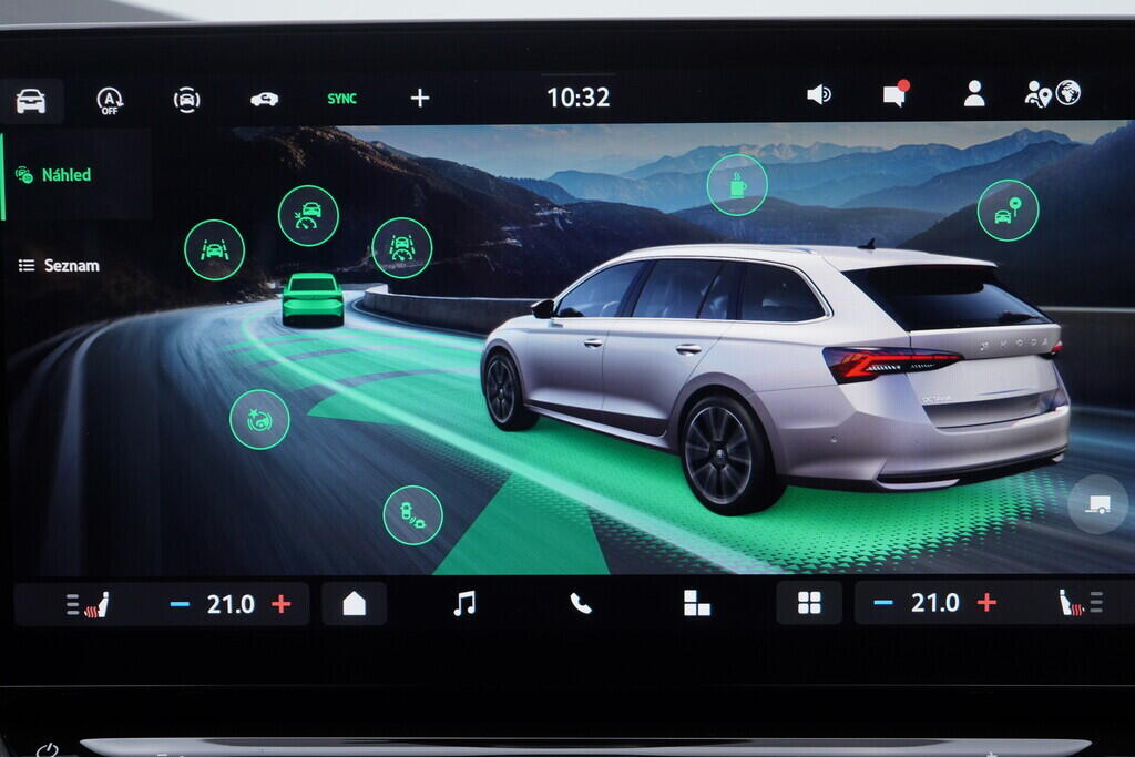 OV190V09632_30.webp_OCTAVIA Top Selection 2.0 TDI 110 kW automat, DPH