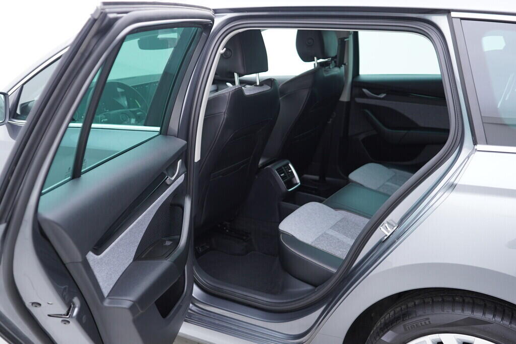 OV190V09632_37.webp_OCTAVIA Top Selection 2.0 TDI 110 kW automat, DPH