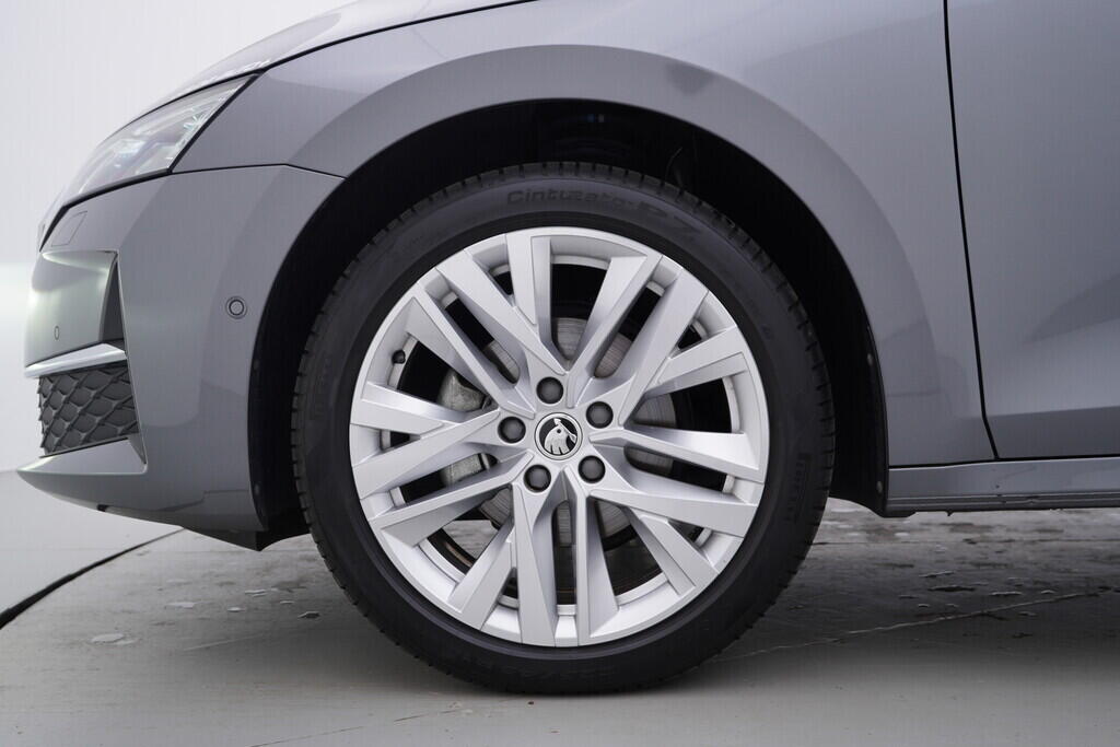 OV190V09632_45.webp_OCTAVIA Top Selection 2.0 TDI 110 kW automat, DPH