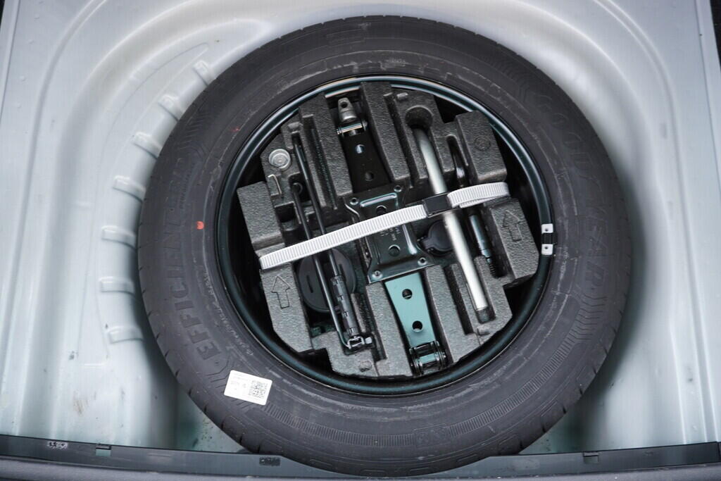 OV190V09634_43.webp_OCTAVIA Top Selection 2.0 TDI 110 kW automat, DPH