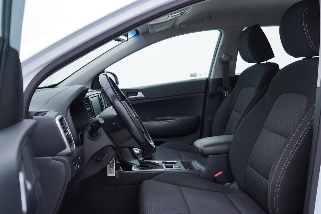 OV190V09635_22.webp_SPORTAGE Exclusive 1.6 CRDI 100 kW automat