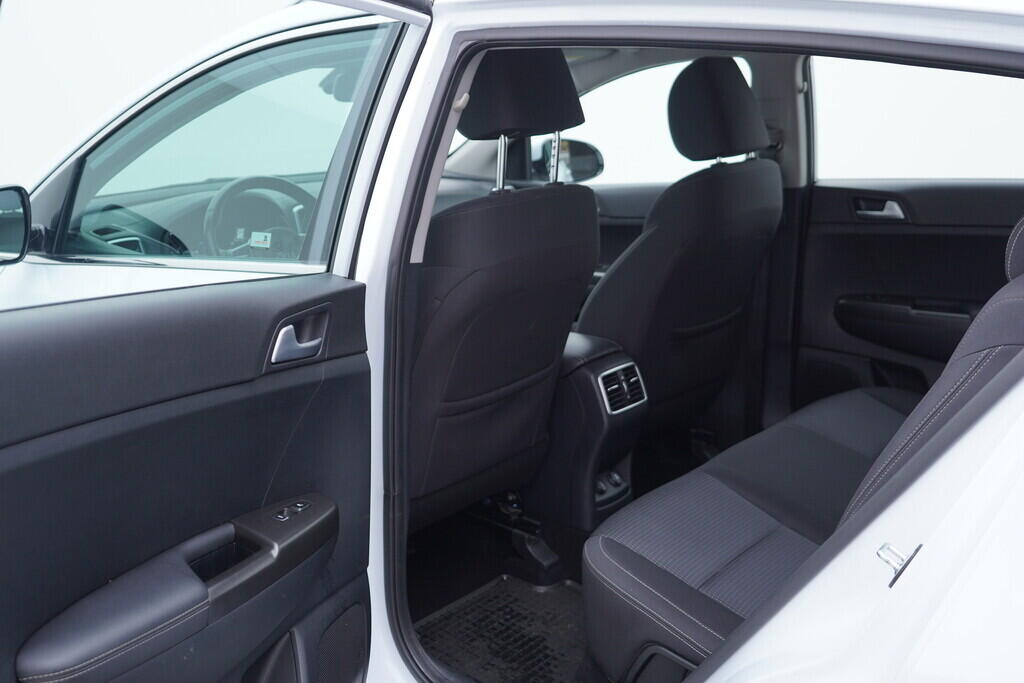 OV190V09635_34.webp_SPORTAGE Exclusive 1.6 CRDI 100 kW automat