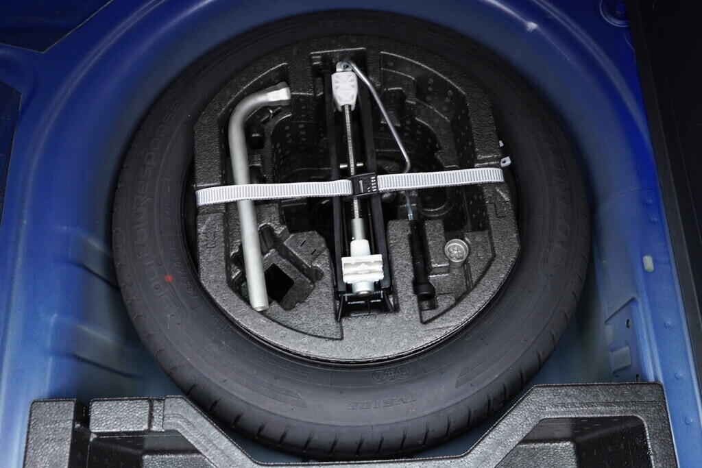 OV190V09636_35.webp_FABIA Ambition 1.0 TSI 70 kW manuál, DPH