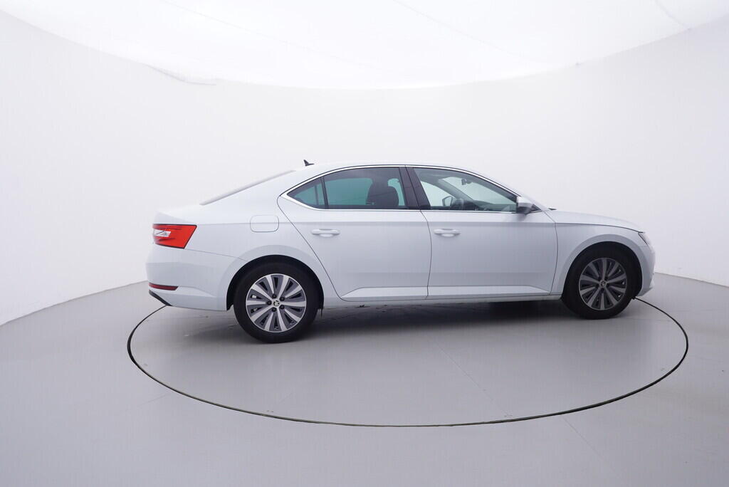 OV190V09637_15.webp_SUPERB Style 2.0 TDI 110 kW automat, DPH