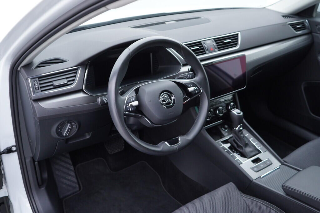 OV190V09637_22.webp_SUPERB Style 2.0 TDI 110 kW automat, DPH