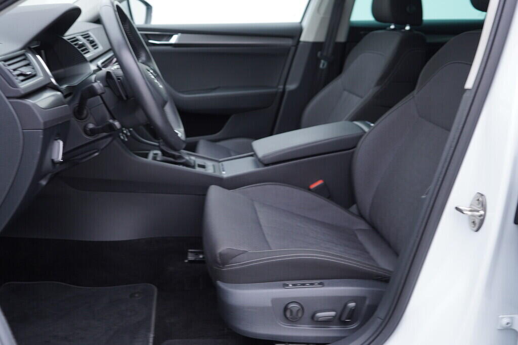 OV190V09637_23.webp_SUPERB Style 2.0 TDI 110 kW automat, DPH