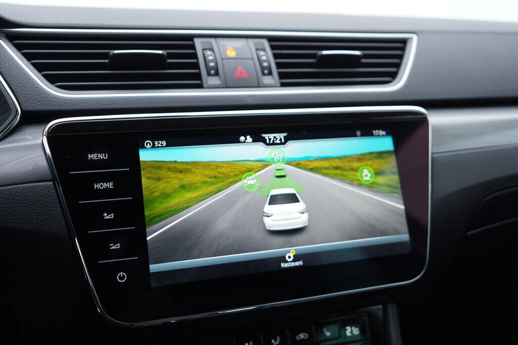 OV190V09637_33.webp_SUPERB Style 2.0 TDI 110 kW automat, DPH