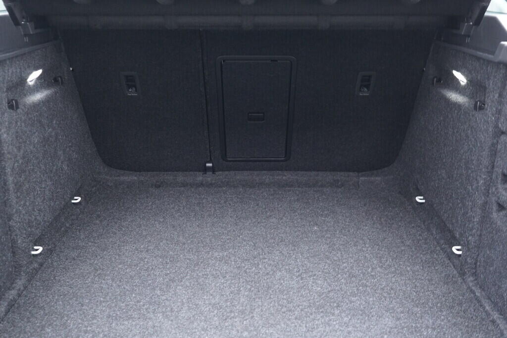 OV190V09637_39.webp_SUPERB Style 2.0 TDI 110 kW automat, DPH