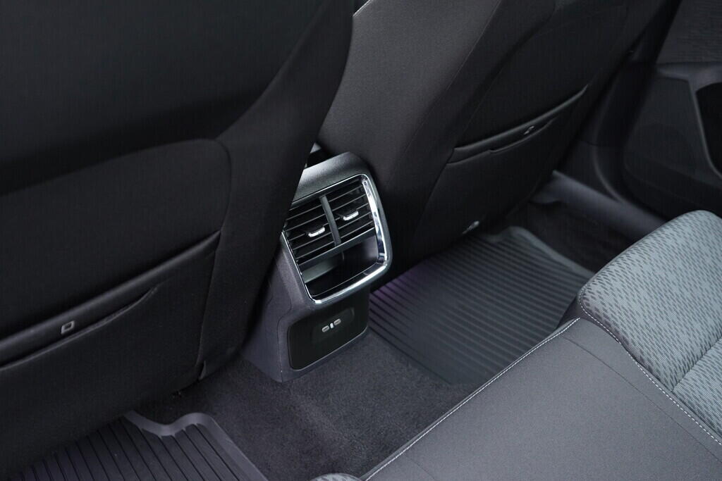 OV190V09638_37.webp_OCTAVIA Style 2.0 TDI 110 kW automat, DPH