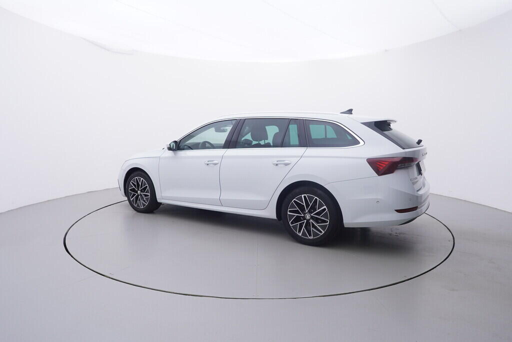 OV190V09639_12.webp_OCTAVIA Style 2.0 TDI 110 kW automat, DPH