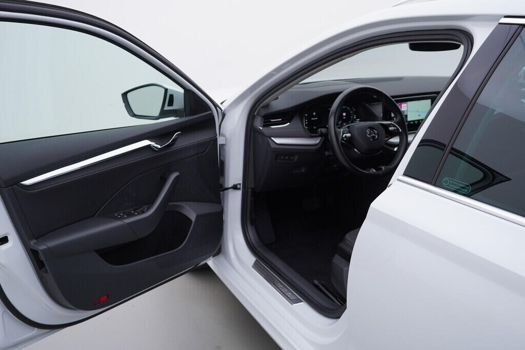 OV190V09639_18.webp_OCTAVIA Style 2.0 TDI 110 kW automat, DPH