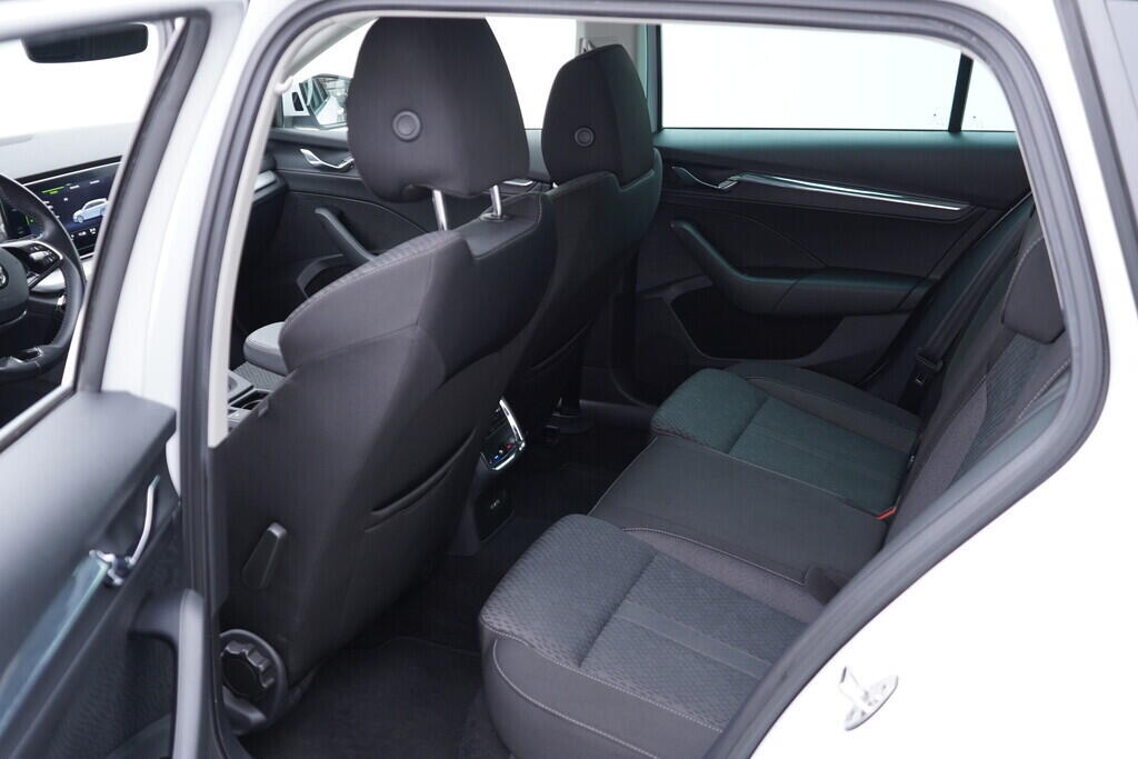 OV190V09639_35.webp_OCTAVIA Style 2.0 TDI 110 kW automat, DPH