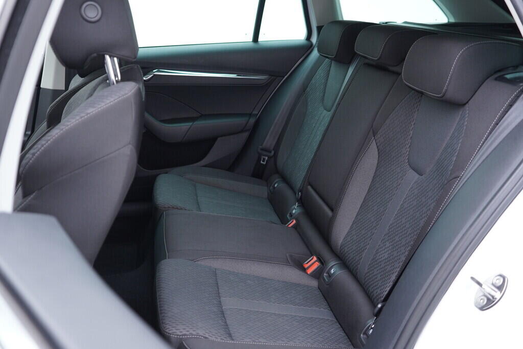 OV190V09639_37.webp_OCTAVIA Style 2.0 TDI 110 kW automat, DPH