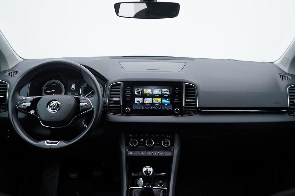 OV190V09640_25.webp_KAROQ Style 1.0 TSI 81 kW manuál