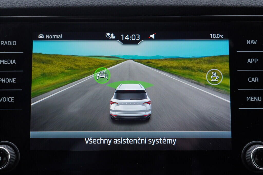 OV190V09640_28.webp_KAROQ Style 1.0 TSI 81 kW manuál