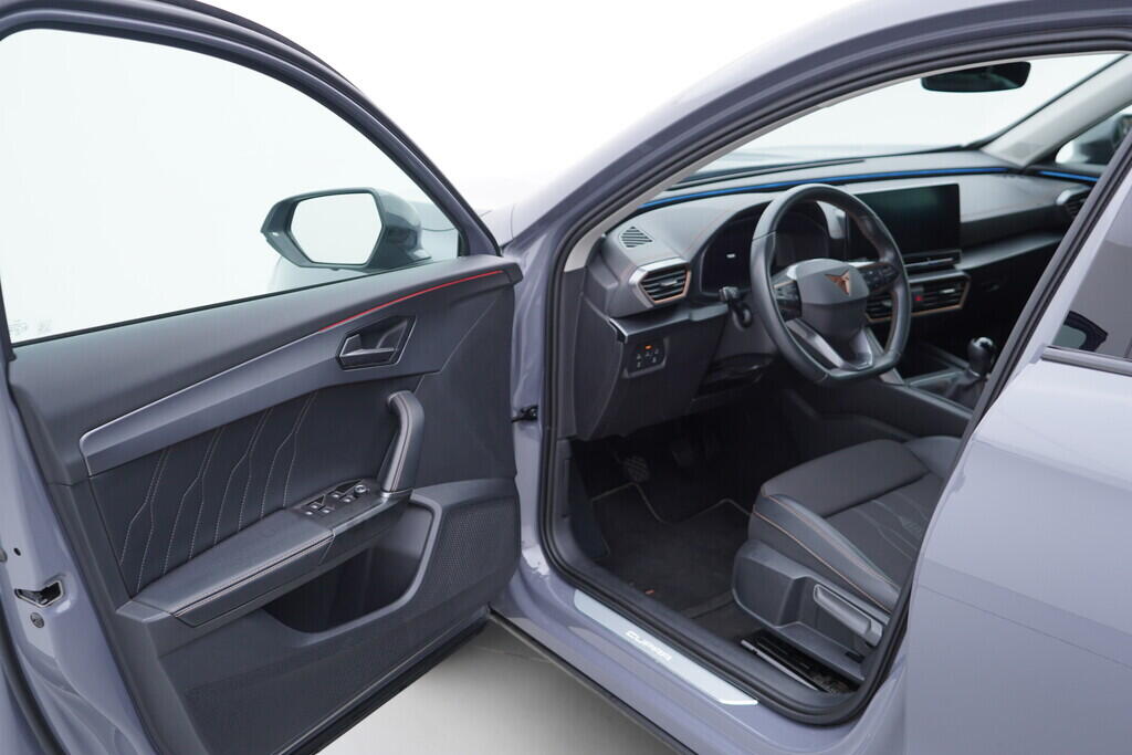 OV190V09642_18.webp_FORMENTOR  1.5  110 kW manuál, DPH