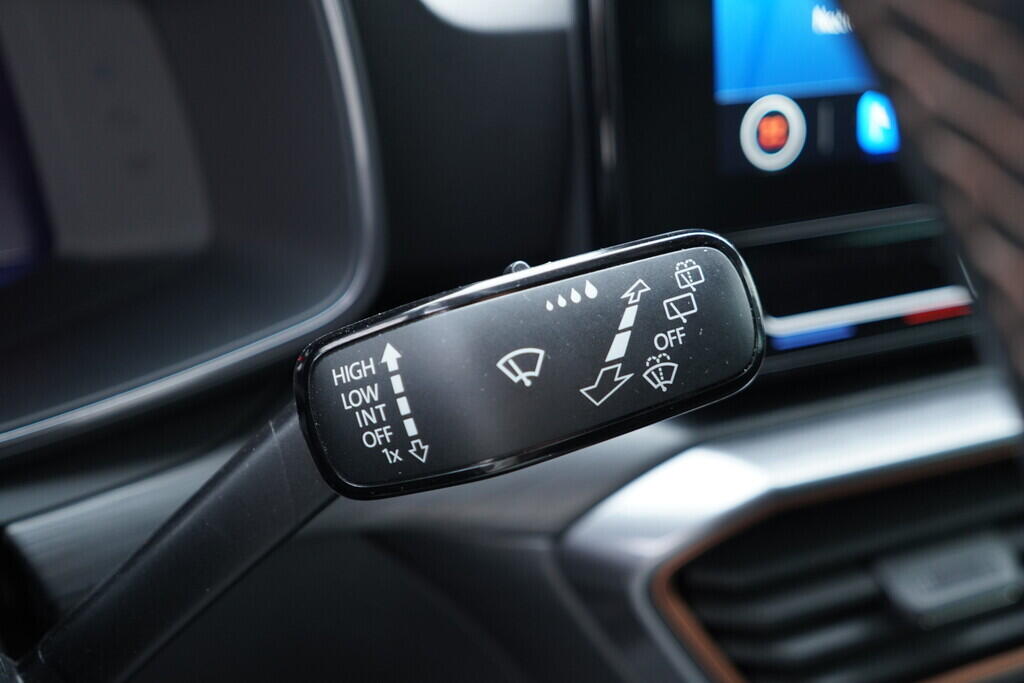 OV190V09642_24.webp_FORMENTOR  1.5  110 kW manuál, DPH