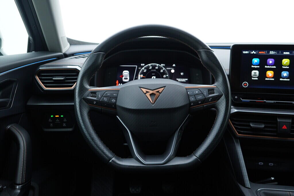 OV190V09642_26.webp_FORMENTOR  1.5  110 kW manuál, DPH