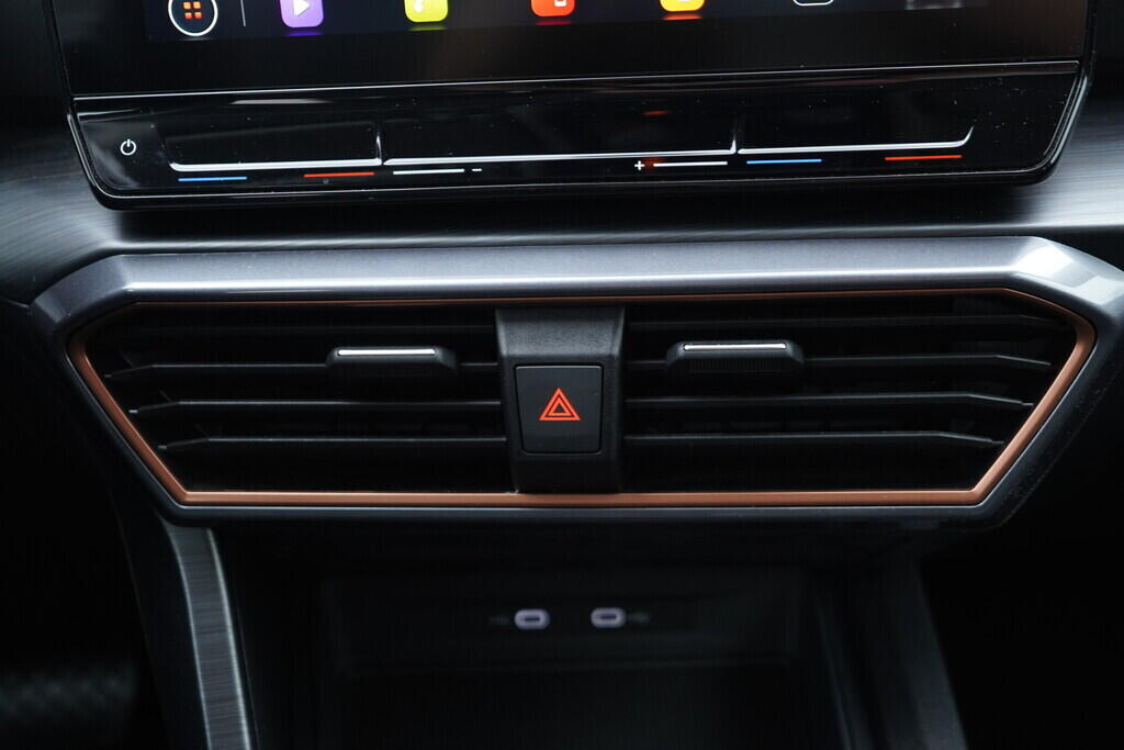 OV190V09644_31.webp_FORMENTOR  1.5 TSI 110 kW automat, DPH