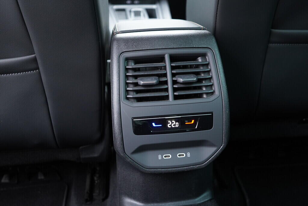 OV190V09644_35.webp_FORMENTOR  1.5 TSI 110 kW automat, DPH