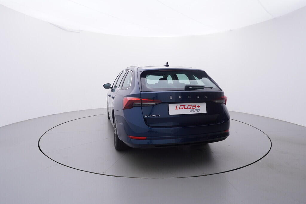 OV190V09653_13.webp_OCTAVIA Style 2.0 TDI 110 kW manuál, DPH