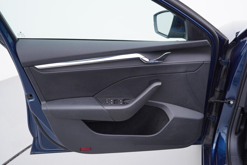 OV190V09653_19.webp_OCTAVIA Style 2.0 TDI 110 kW manuál, DPH