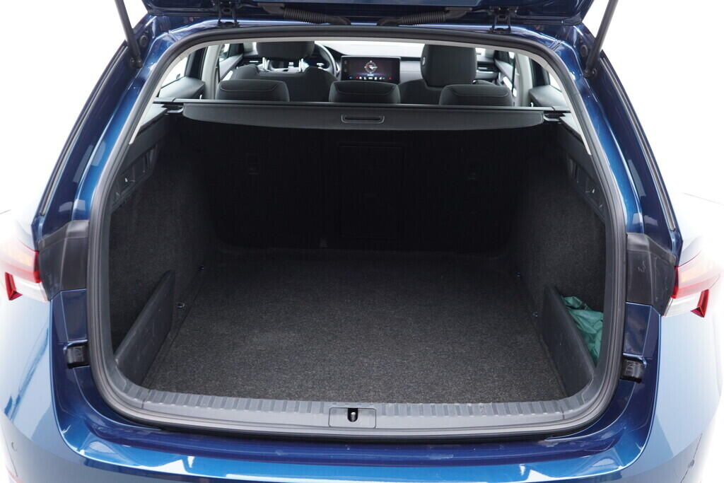 OV190V09653_41.webp_OCTAVIA Style 2.0 TDI 110 kW manuál, DPH