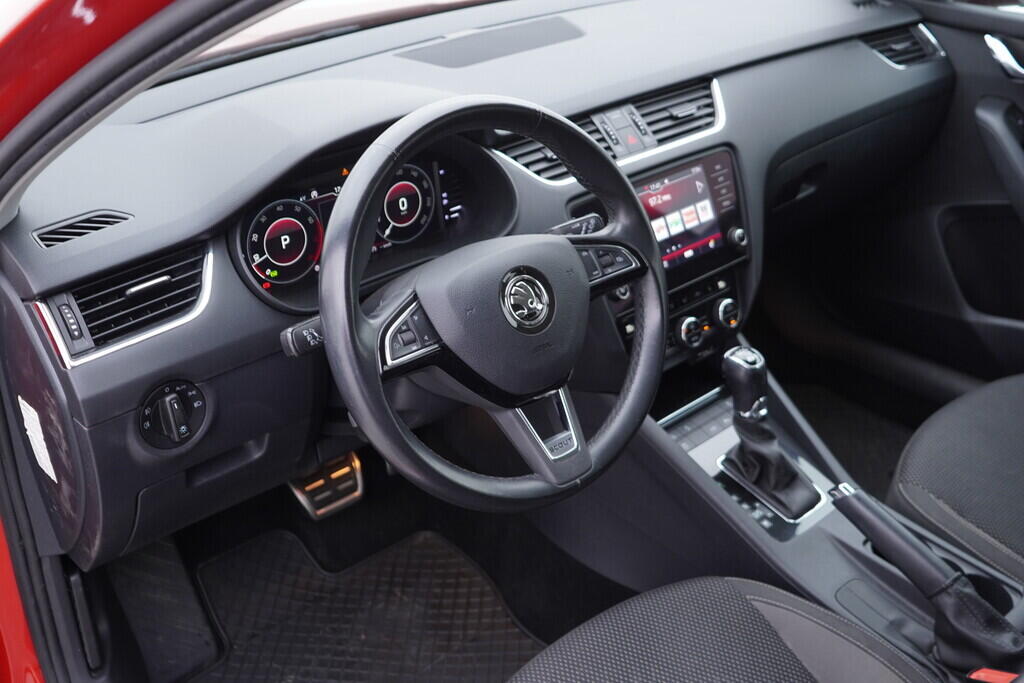 OV190V09654_22.webp_OCTAVIA Scout 2.0 TSI 140 kW automat, DPH