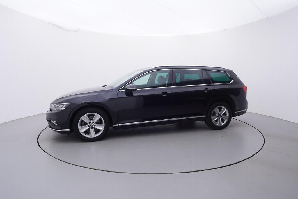 OV190V09655_11.webp_PASSAT VARIANT Elegance 2.0 TDI 110 kW automat, DPH